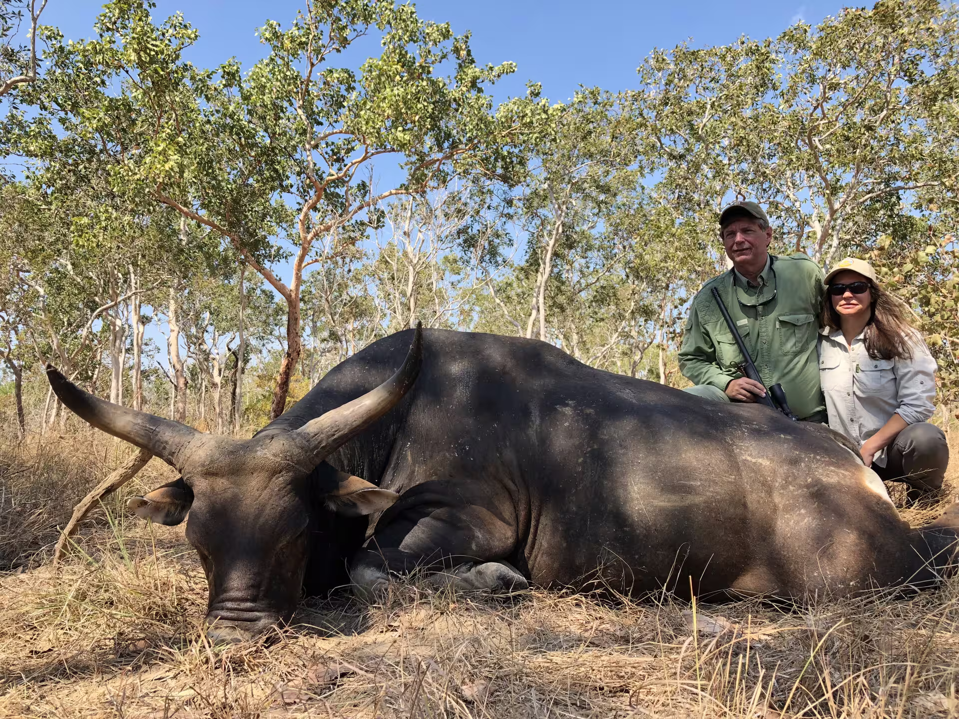 Guide and hunter in the field
